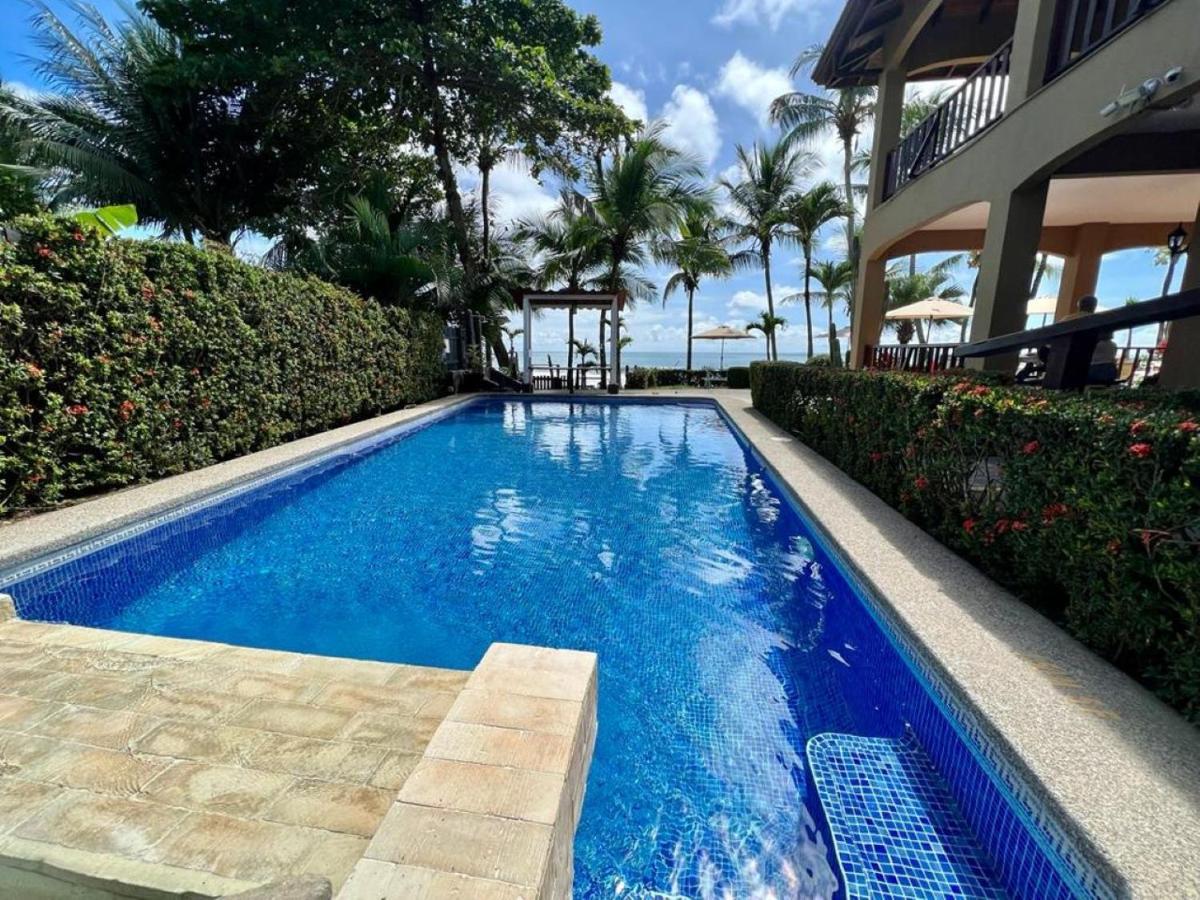 The Backyard Beachfront Hotel Jacó Exterior foto