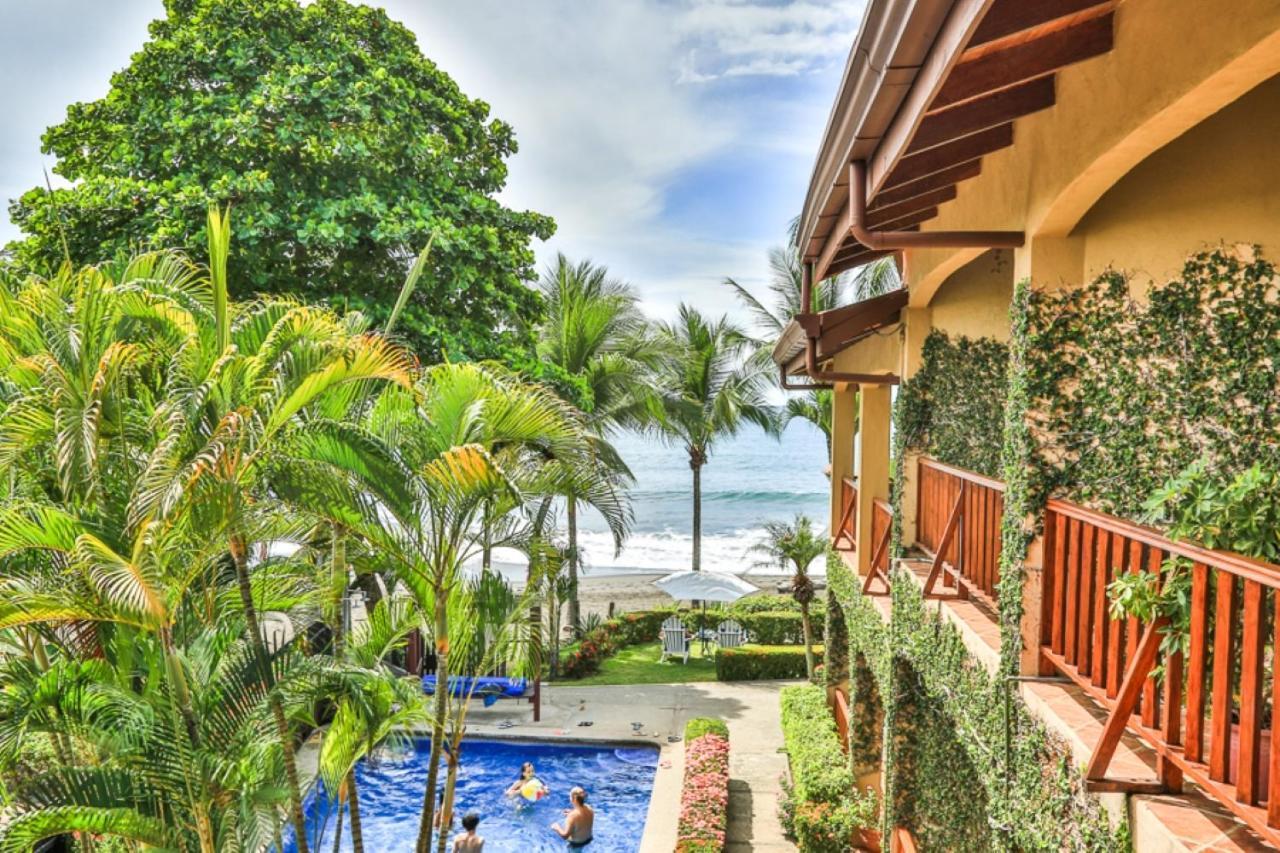The Backyard Beachfront Hotel Jacó Exterior foto
